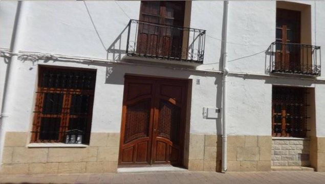 Таунхаус в Ла-Нусиа