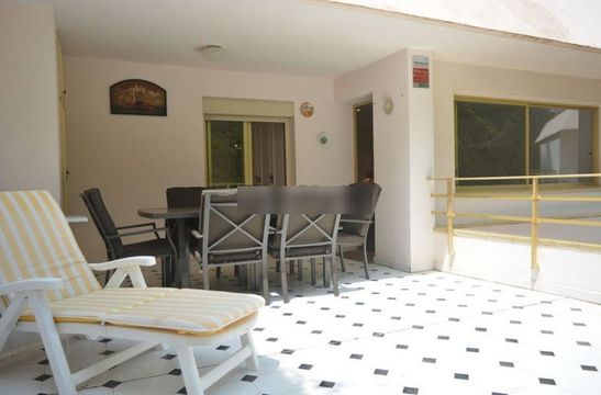 Квартира в с'Агаро