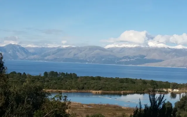 Земельный участок в Corfu