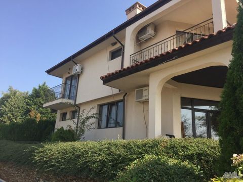 Дом в Солнечный берег