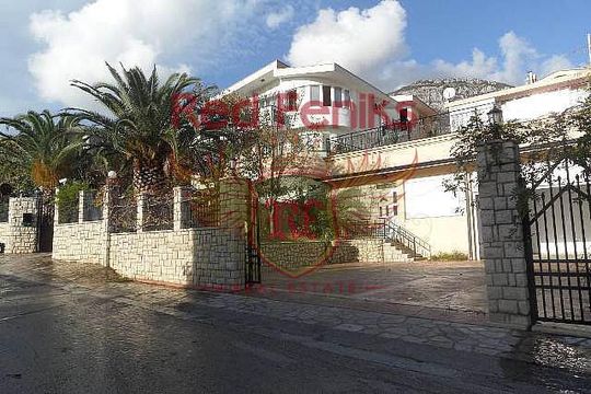 Дом в Шушань