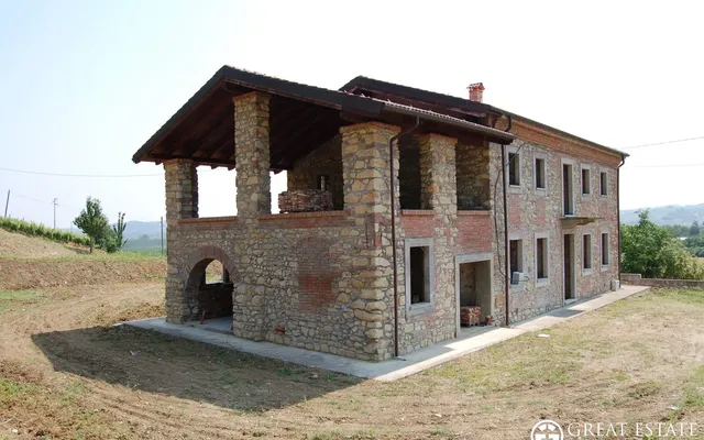 Дом в Алессандрия