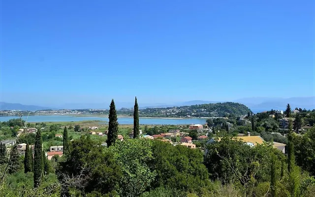 Земельный участок в Corfu