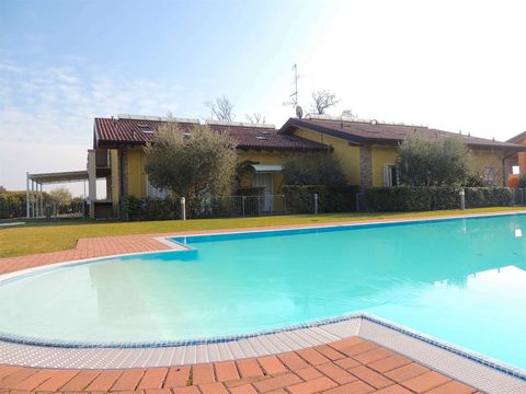 Таунхаус в Дезенцано-дель-Гарда