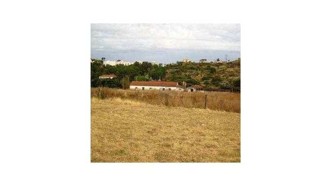 Ферма в Сетубал