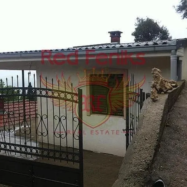 Дом в Сутоморе, фото 1