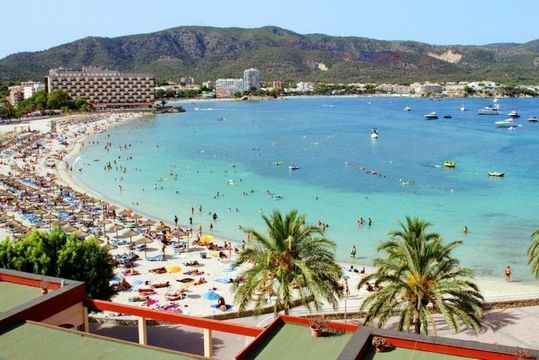 Отель в Пальманова