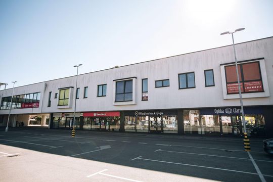 Магазин в Словения