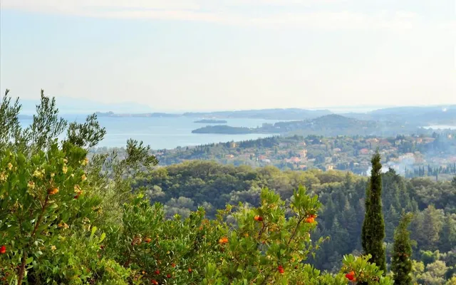 Земельный участок в Corfu