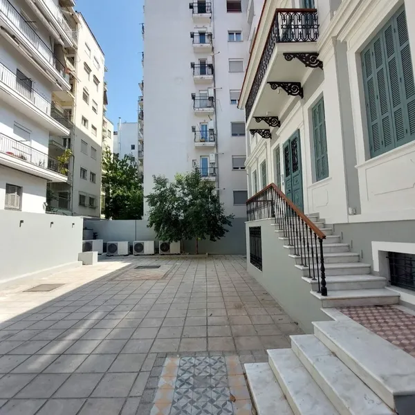 Коммерческая недвижимость в Салоники, фото 1