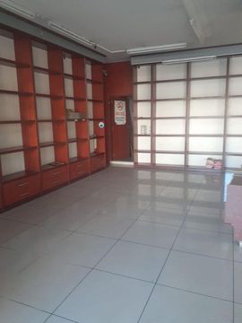 Коммерческая недвижимость в Şekerhane Махаллеси