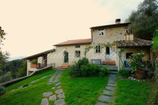 Вилла в Лукка