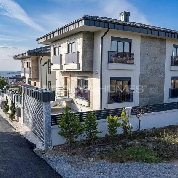 Вилла в Büyükşehir Махаллеси, фото 1