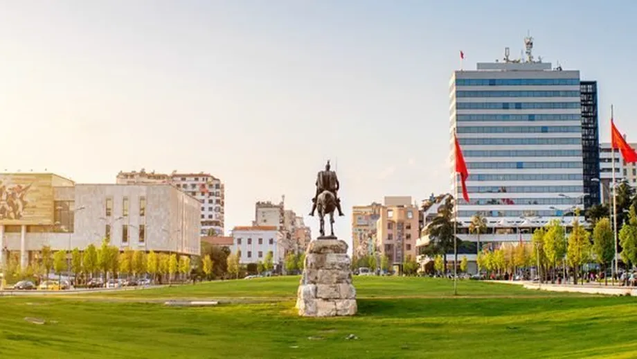 Тирана