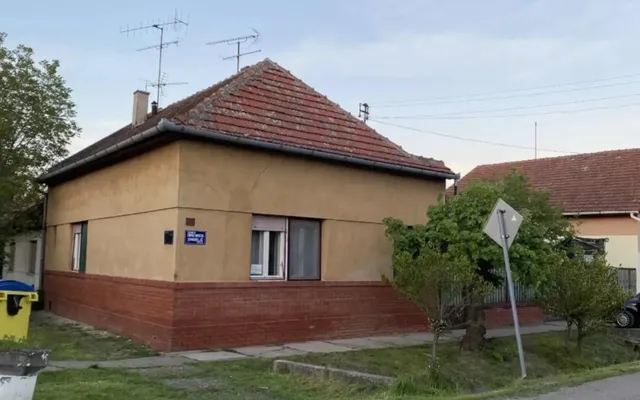 Дом в Сербия