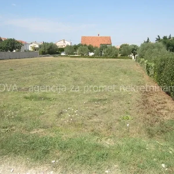 Земельный участок в Нин, фото 1