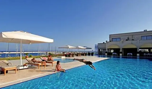 Отель в Дидим