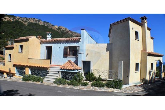 Квартира в Порто-Черво