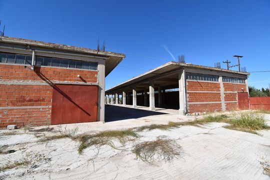 Коммерческая недвижимость в Пелопоннес, Западная Греция и Ионическое