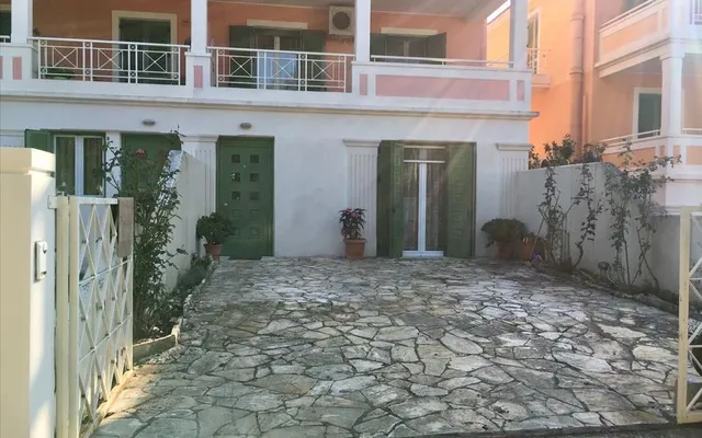 Мезонет в Corfu