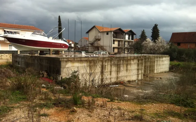 Земельный участок в Вода