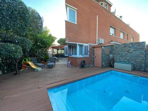 Таунхаус в Кастельдефельс