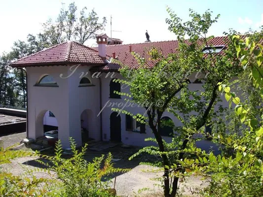 Вилла в Леджуно