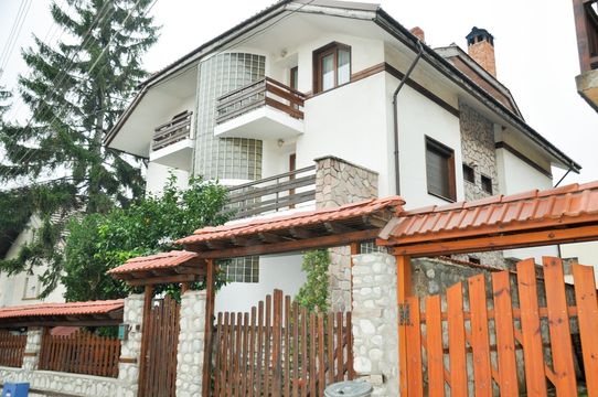 Отель в Банско