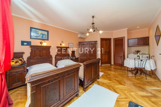 Отель в Дубровник