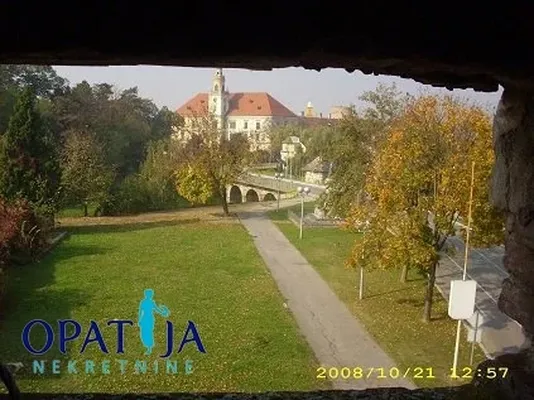 Отель в Вальпово