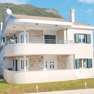 Квартира в Кумбор, фото 2