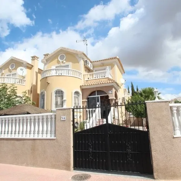 Вилла в Вилламартин, фото 1