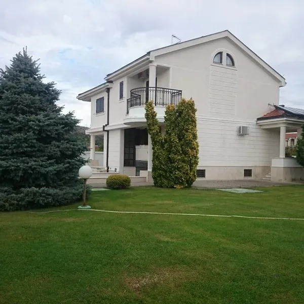 Вилла в Подгорица, фото 1