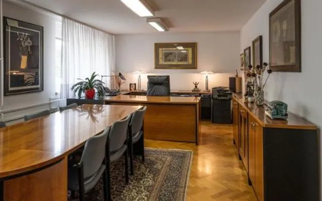 Офис в Трново