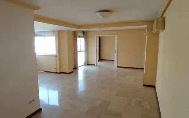 Квартира в Авиньо Ноу