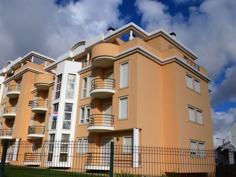 Квартира в Алкобаса