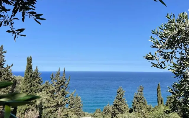 Земельный участок в Corfu