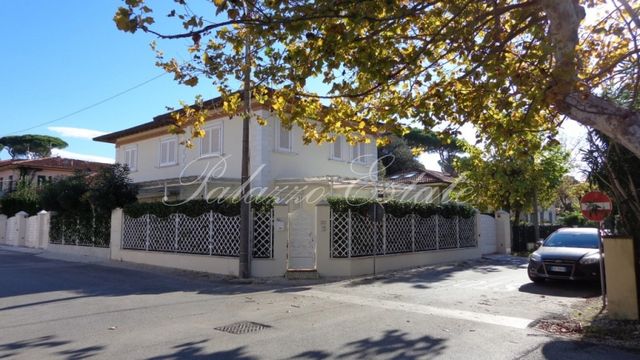 Таунхаус в Марина-ди-Пьетрасанта