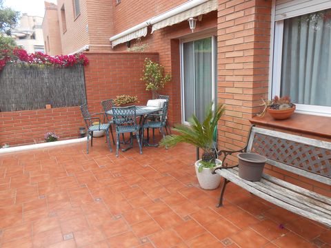 Таунхаус в Бадалона