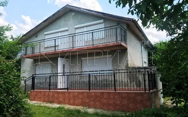 Дом в Варна