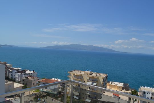 Квартира в Саранда