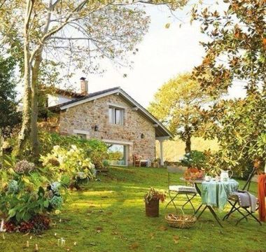 Дом в Бурже