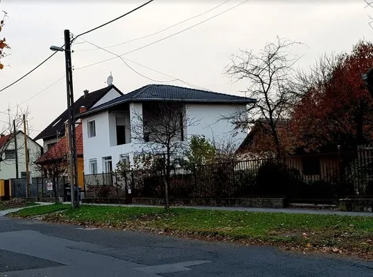 Дом в Будапешт XX