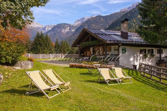 Вилла в Мадонна-ди-Кампильо