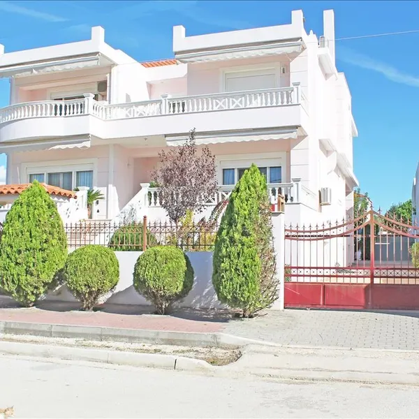 Вилла в Loutraki - Perachora, фото 1
