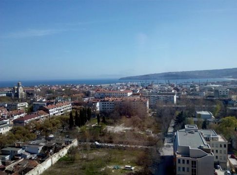 Квартира в Варна