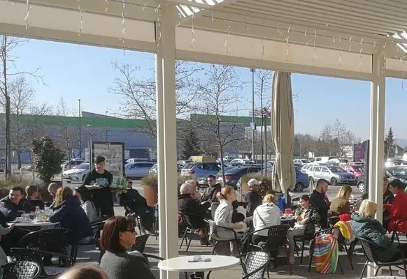 Ресторан / Кафе в Любляна