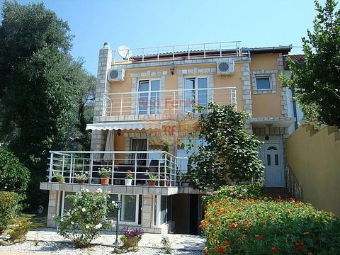 Дом в Кумбор