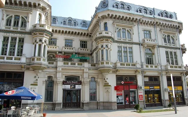Отель в Крайова