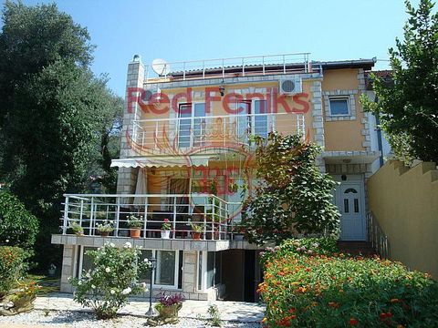 Дом в Кумбор